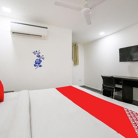 My Comfortable Hotel Нью-Дели Экстерьер фото