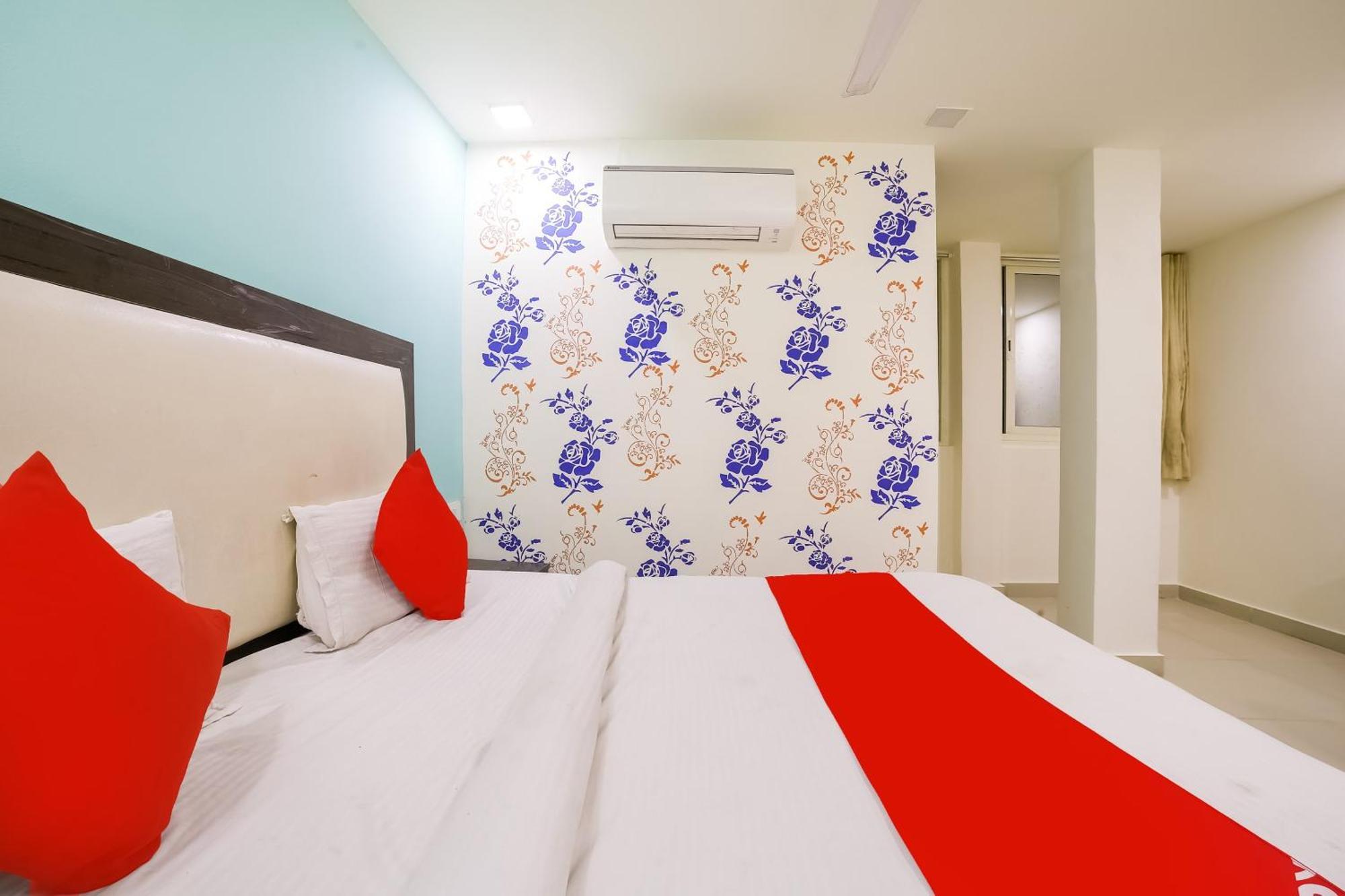 My Comfortable Hotel Нью-Дели Экстерьер фото